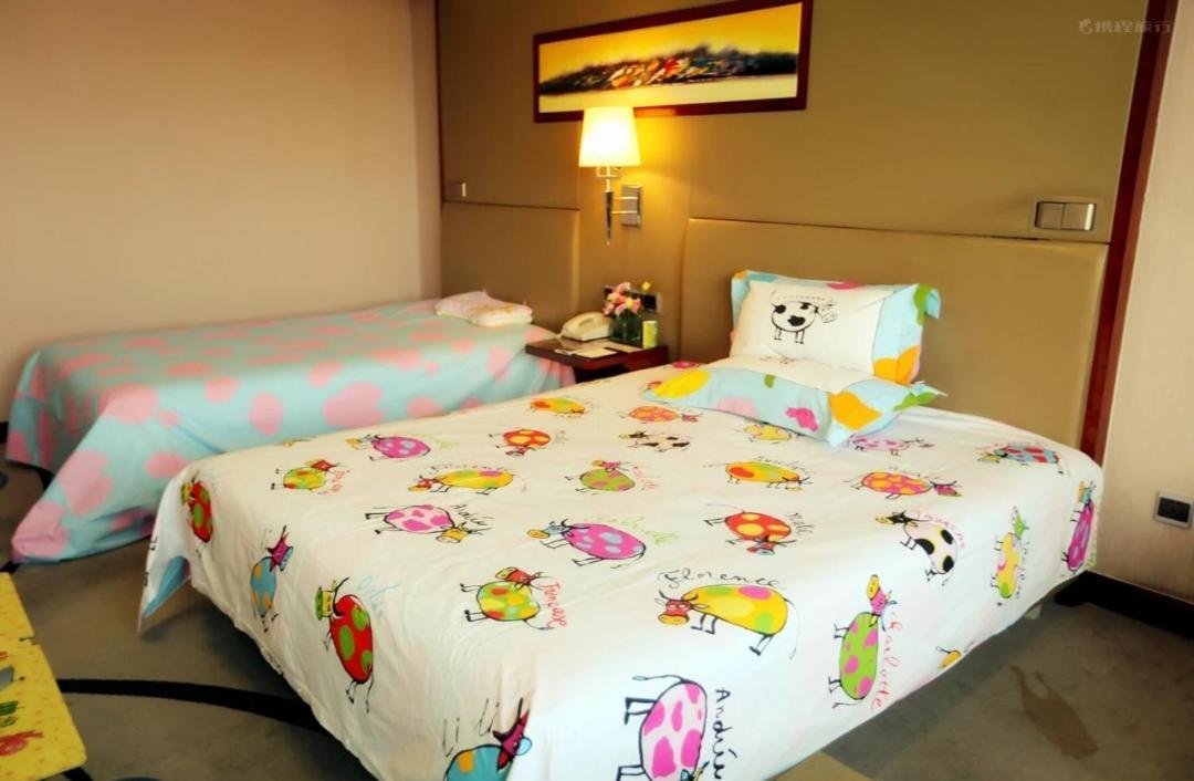 Inzone Garland Hotel Jinan Bagian luar foto