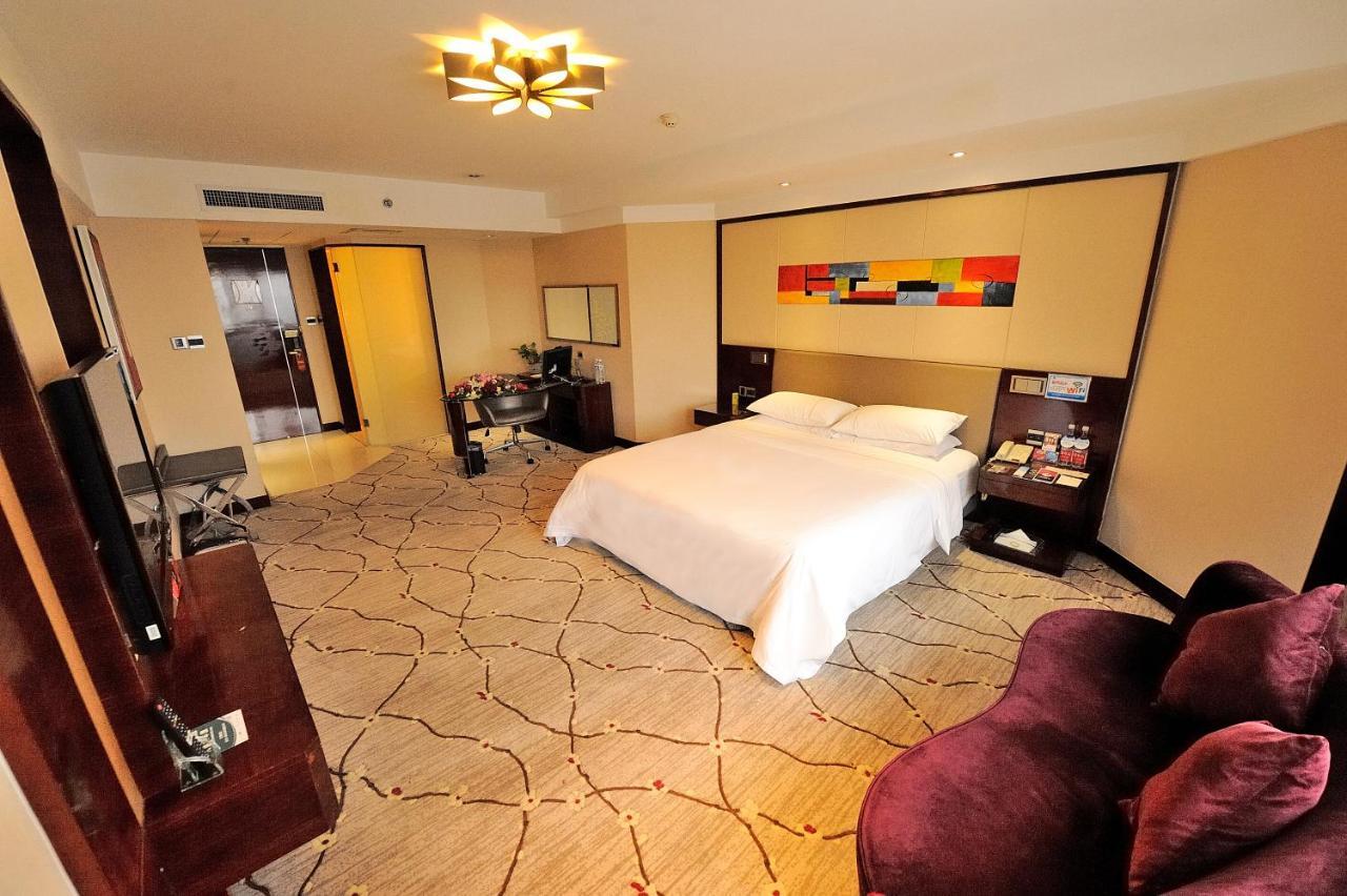 Inzone Garland Hotel Jinan Bagian luar foto