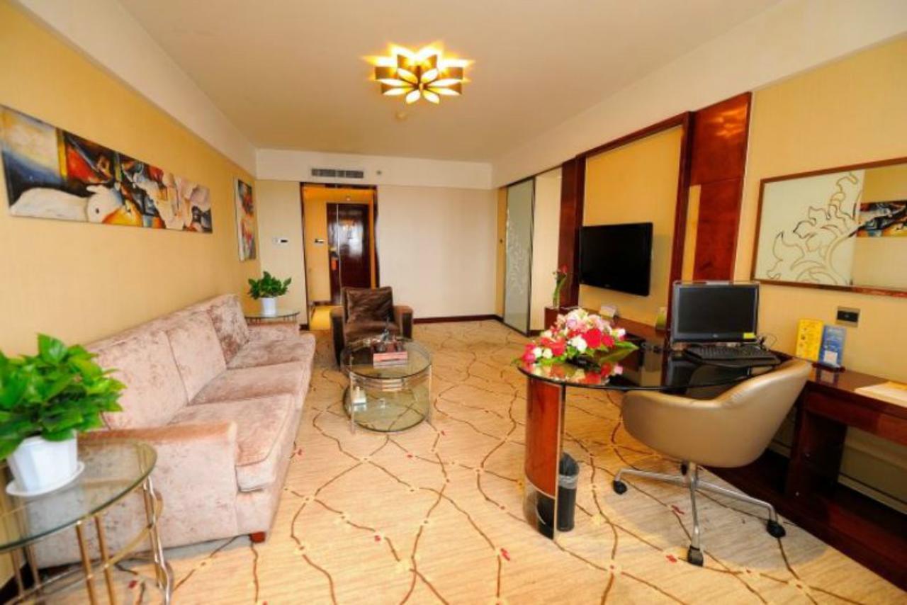 Inzone Garland Hotel Jinan Bagian luar foto