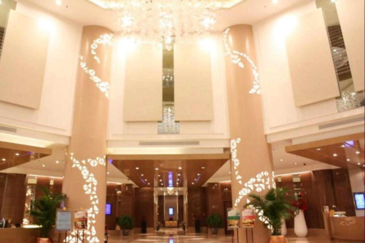 Inzone Garland Hotel Jinan Bagian luar foto
